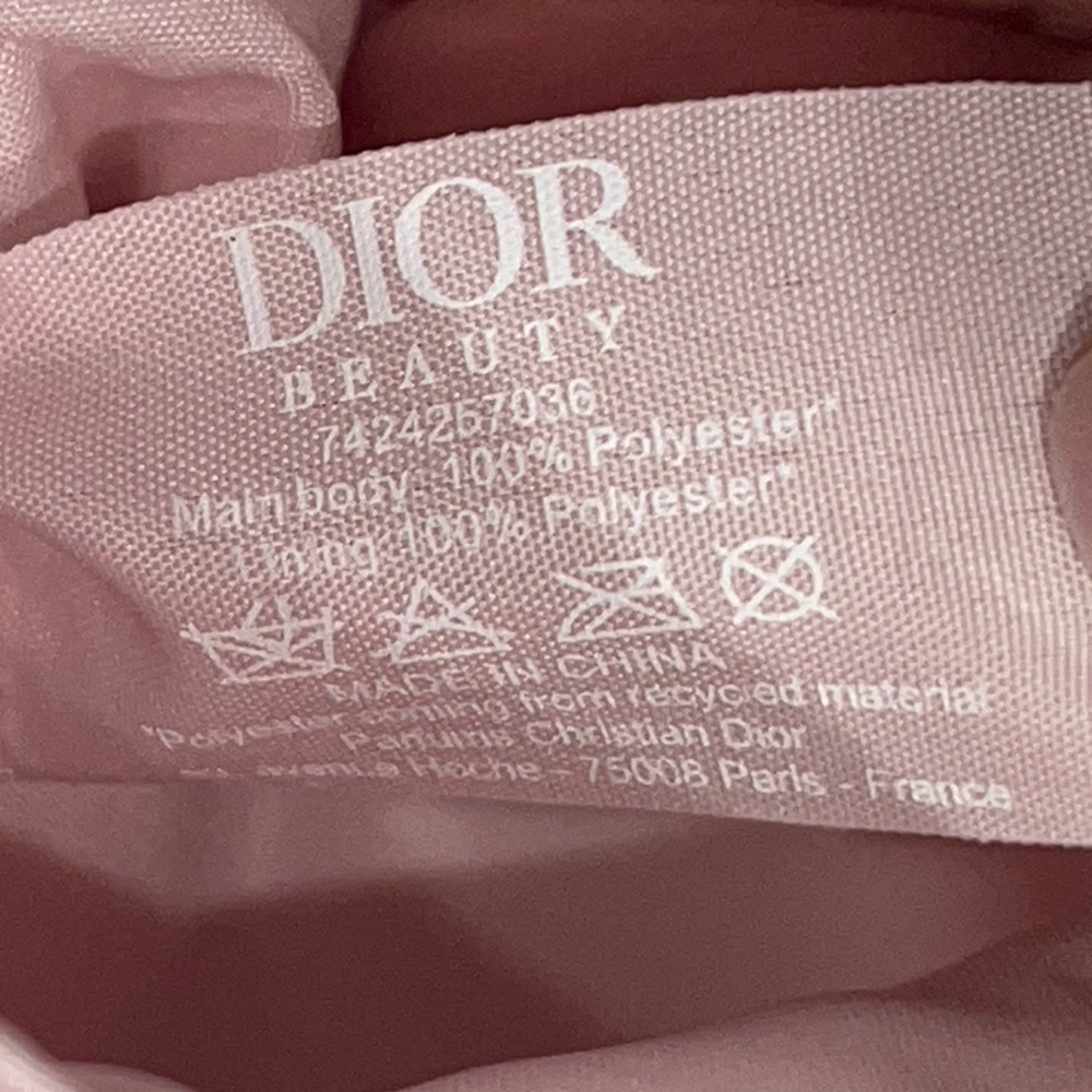 Dior Pink Clutch with Lip Gloss and Mascara - Picture 11 of 12